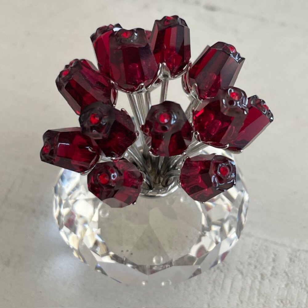 SWAROVSKI CRYSTAL VASE OF ROSES #283394 RED NO BOX RETIRED 2002 PRE-OWNED